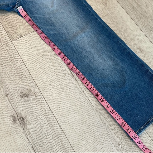 OLD NAVY Flare Mid Rise Light Wash Jeans Size 2 - Picture 5 of 12